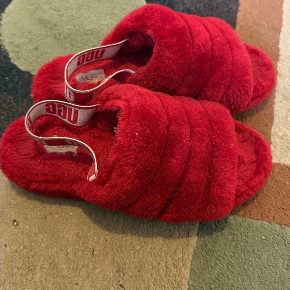 UGG Vibrant Red Fluffy Slides - Picture 2 of 3